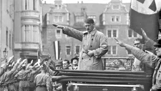 Adolf Hitler i Weimar i oktober 1930.