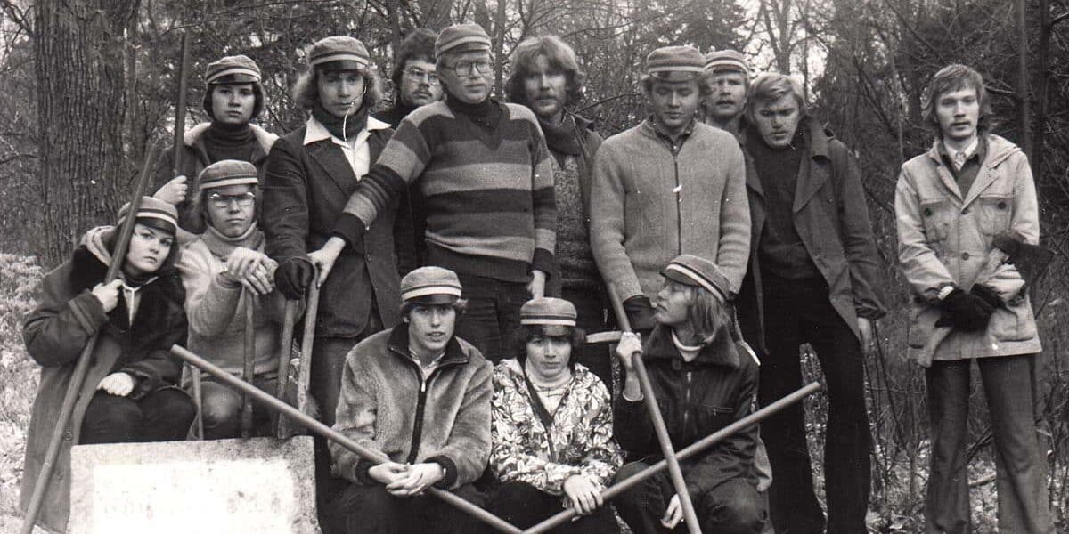 Första arbetsdagen med Noor-Tartu (Ung-Tartu) som var en studentrörelse i Tartu mellan 1979 och 1984 (från 1979-1981 hette den Kodulinn, eller hemstad).