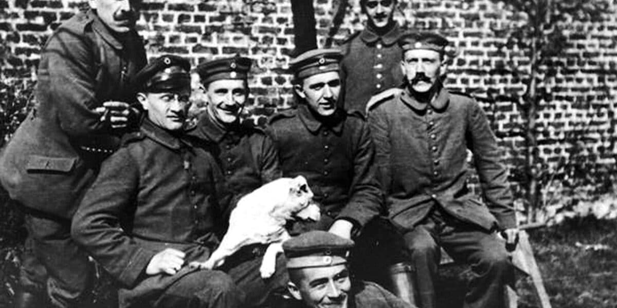 Adolf Hitler - grandiosa konstnärsdrömmar (1889-1921, del 1) - Historia Nu